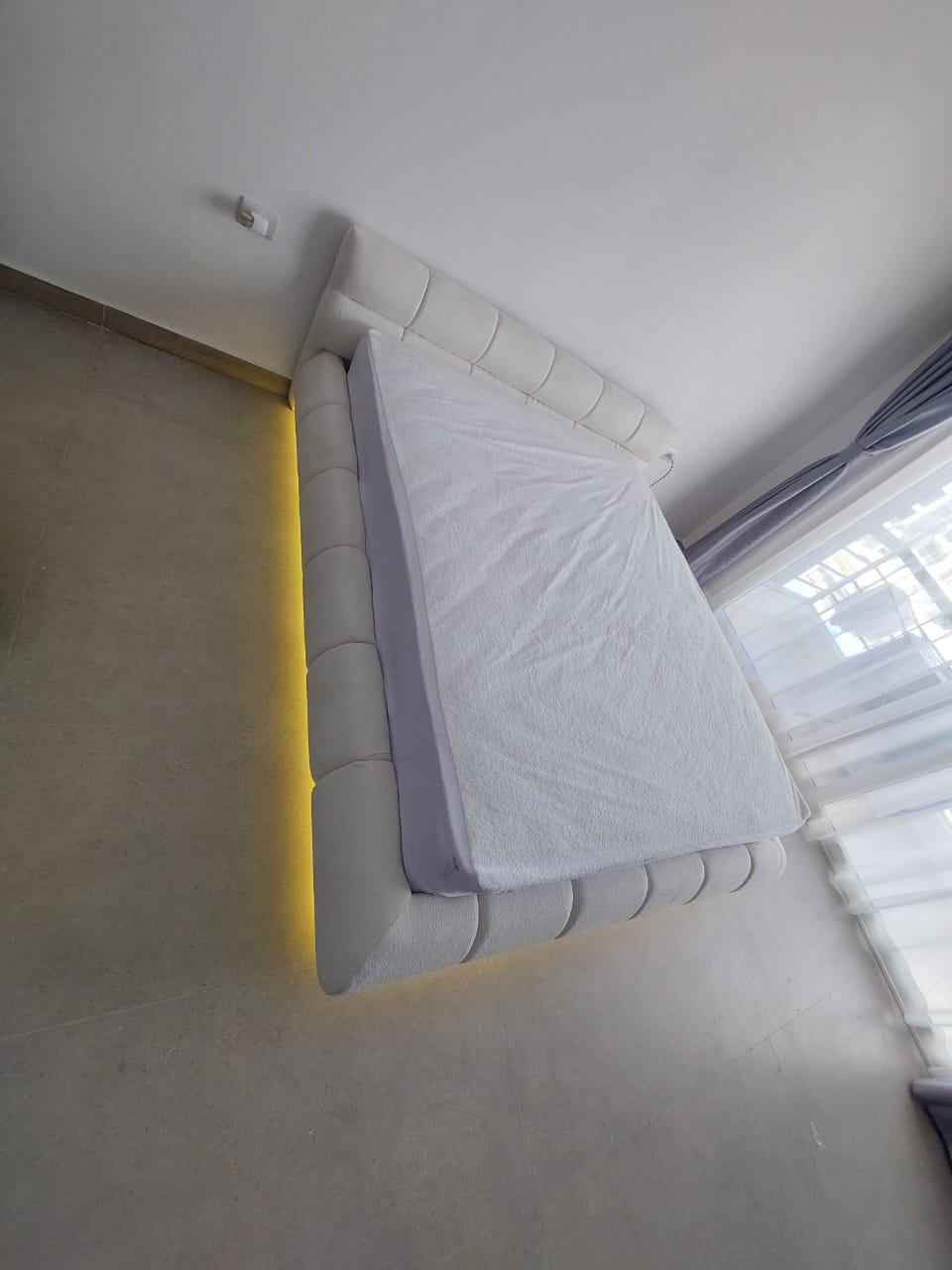 Legacy Bed