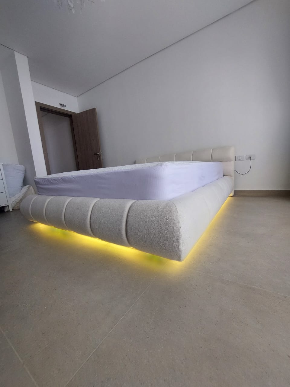 Legacy Bed