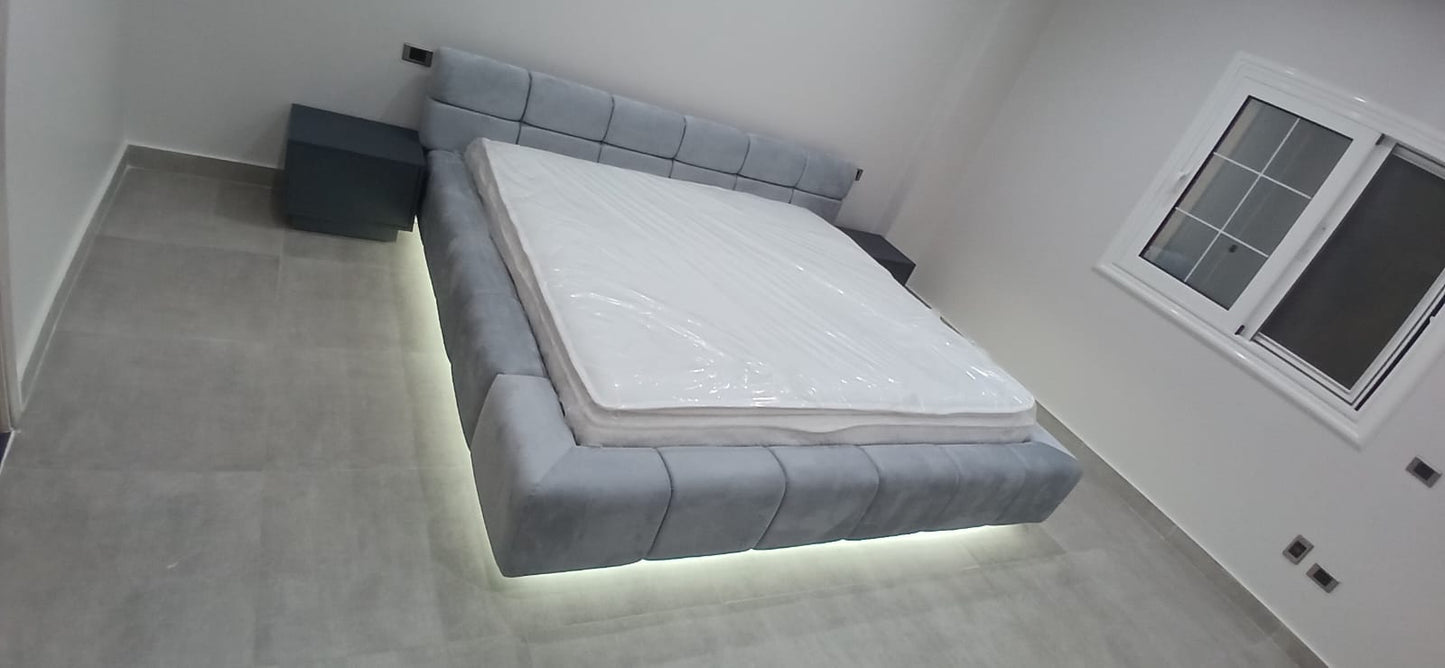 #1039 Bed in multiple sizes & colors (Copy)