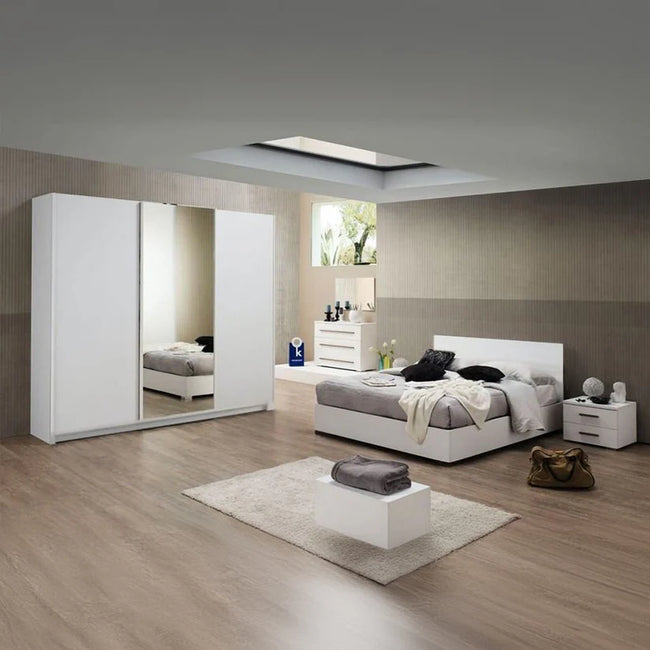 bedroom 1013